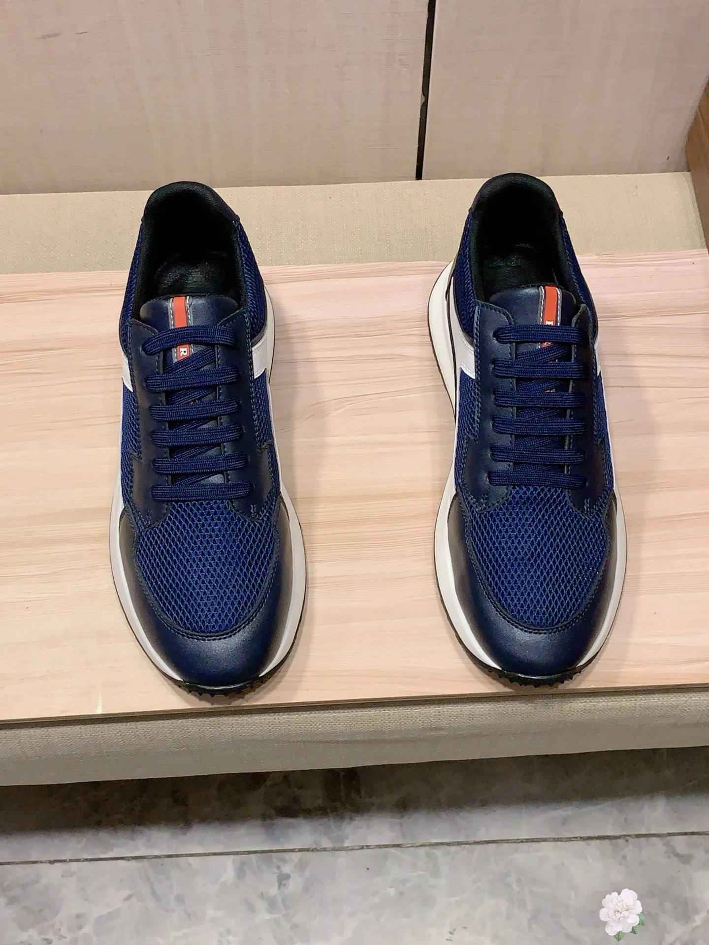 Men's shoes 💰460💰💰🎩🎩[Lightning][Lightning] "Prada PRADA*" latest hot style casual shoes, top brand [seduce] luxury~purchase, top~quality. [Strong] The upper is made of imported breathable cowhide with material ➕ breathable sheepskin feet (•) and fine workmanship. The original stylish and stylish soft rubber wear-resistant and non-slip outsole is light and comfortable on the feet. The real thing looks better when photographed in person. 0121: code: 38-44, 4️⃣ colors selected